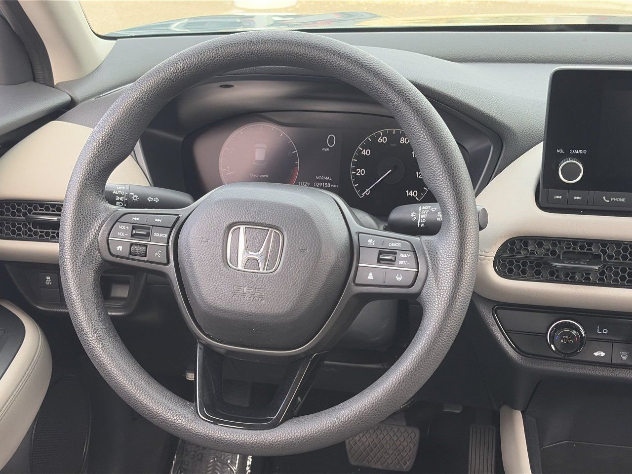 Used 2025 Honda HR-V LX image 13