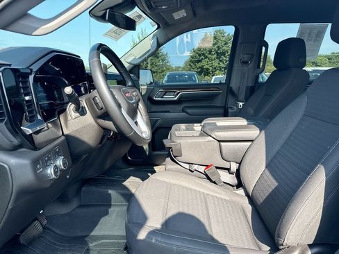 Used 2023 GMC Sierra 1500 Elevation w/ X31 Off-Road Package AWD/4WD image 20