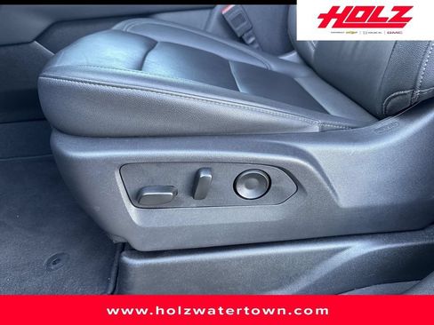 Certified 2025 Chevrolet Tahoe LT AWD/4WD image 12