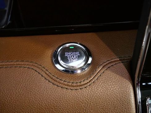 Used 2023 Lincoln Navigator L Reserve w/ Equipment Group 201A AWD/4WD image 22