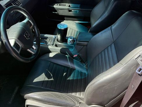 Used 2012 Dodge Challenger SXT Plus image 9