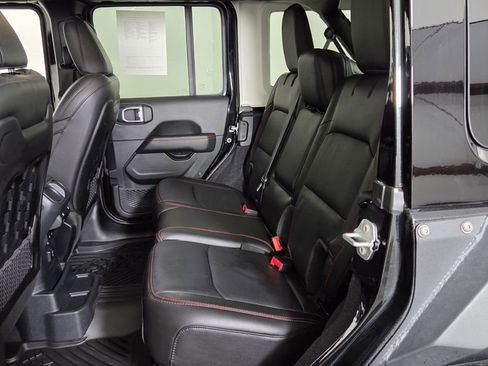 Used 2023 Jeep Wrangler Unlimited Rubicon w/ Xtreme 35 Tire Package image 33