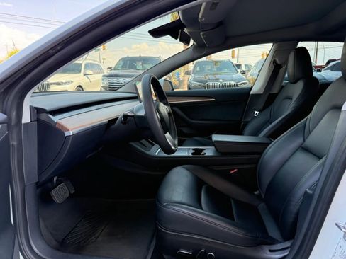 Used 2023 Tesla Model 3 Standard Range RWD image 37