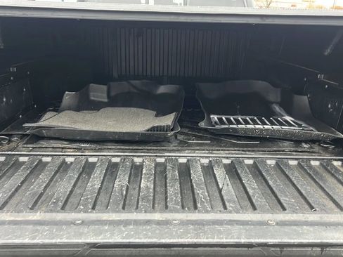 Used 2011 Toyota Tacoma 4x4 Double Cab w/ SR5 Pkg #2 image 22