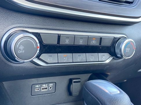 Used 2025 Nissan Altima 2.5 SV image 21