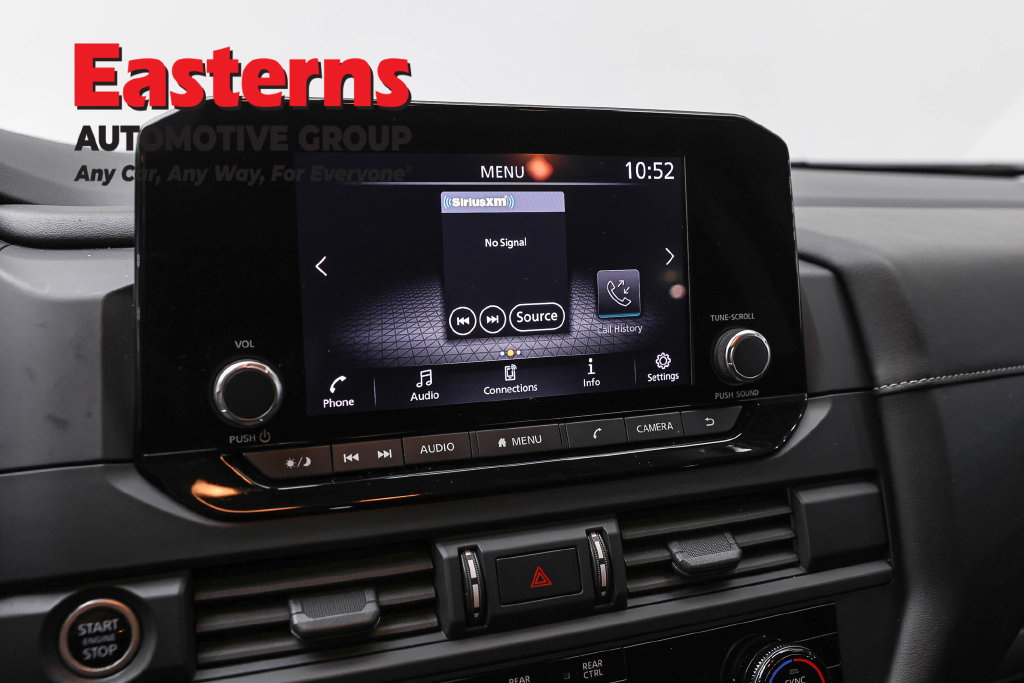 Used 2023 Nissan Pathfinder S AWD/4WD image 20