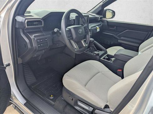 Used 2026 Toyota 4Runner SR5 AWD/4WD image 9