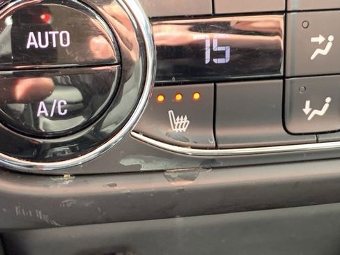 Used 2023 Chevrolet TrailBlazer RS w/ Convenience Package image 16