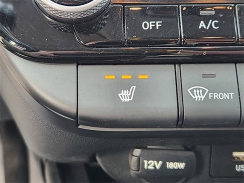 Used 2023 Hyundai Elantra SEL w/ Convenience Package image 27