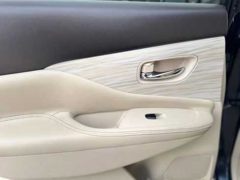 Used 2016 Nissan Murano S image 36