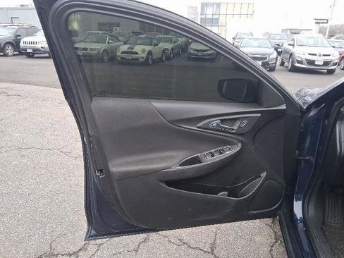 Used 2020 Chevrolet Malibu LT image 12