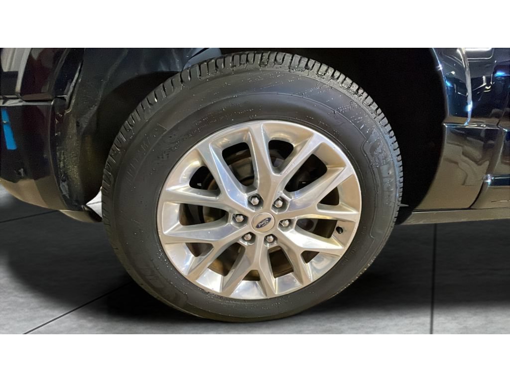 Used 2017 Ford Expedition EL Limited w/ Equipment Group 301A AWD/4WD image 22