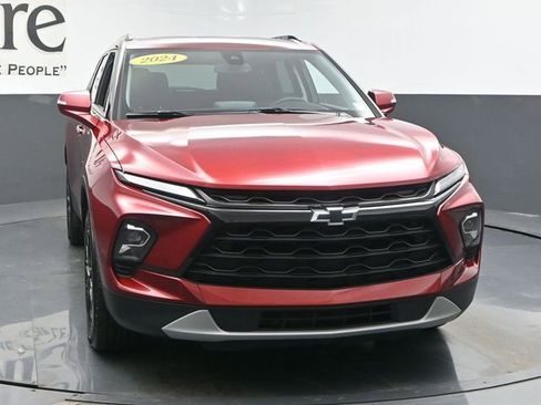 Used 2024 Chevrolet Blazer LT w/ LPO, Black Grille Bar Package FWD image 51