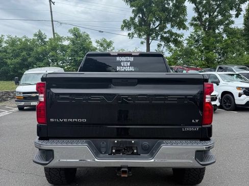 Used 2021 Chevrolet Silverado 1500 LT w/ Bed Protection Package AWD/4WD image 25