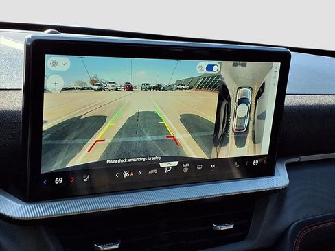 Used 2025 Ford Explorer ST-Line w/ ST-Line Street Pack image 13