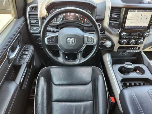Used 2022 RAM 1500 Laramie AWD/4WD image 13