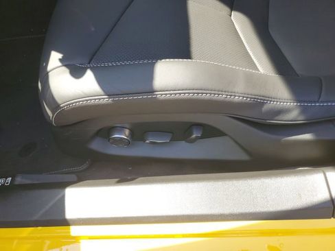 New 2025 Chevrolet Corvette Stingray Preferred Cpe w/ Z51 Performance Package image 16