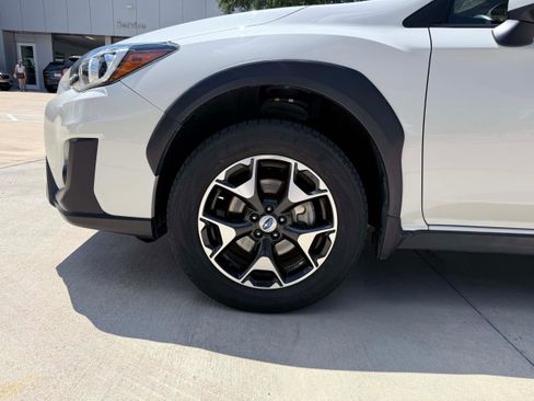 Used 2018 Subaru Crosstrek 2.0i Premium AWD/4WD image 9