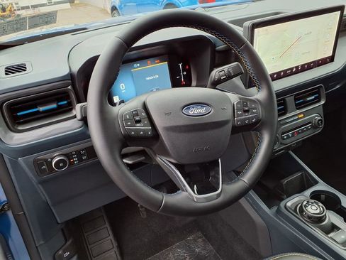 New 2026 Ford Maverick Lobo image 5