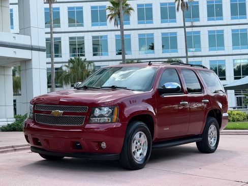Used 2014 Chevrolet Tahoe LT RWD image 23