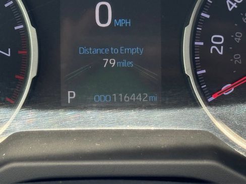 Used 2019 Toyota RAV4 XLE Premium FWD image 22