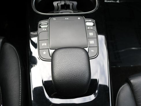 Used 2021 Mercedes-Benz A 220 image 37