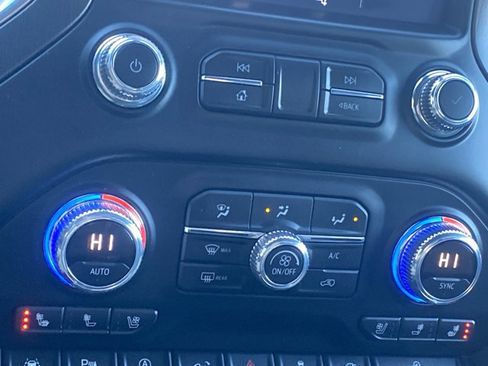 Used 2019 GMC Sierra 1500 AT4 w/ AT4 Premium Package image 39