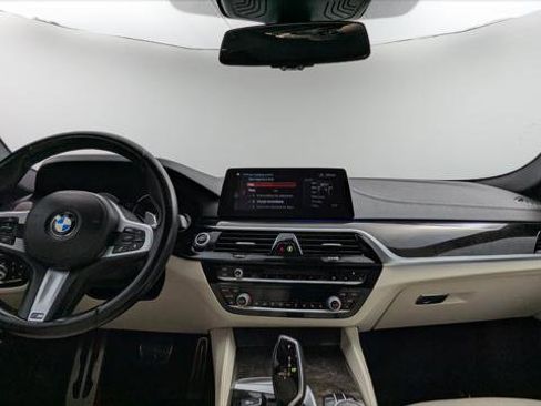 Used 2018 BMW 530e image 26