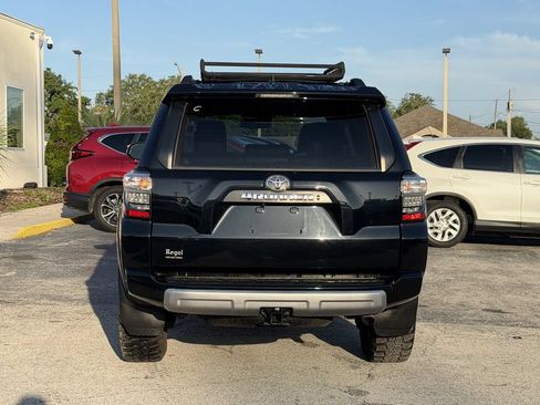 Used 2020 Toyota 4Runner TRD Off-Road Premium AWD/4WD image 6