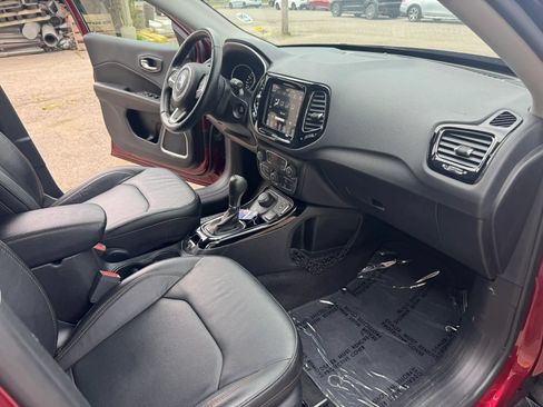 Used 2021 Jeep Compass Limited AWD/4WD image 14