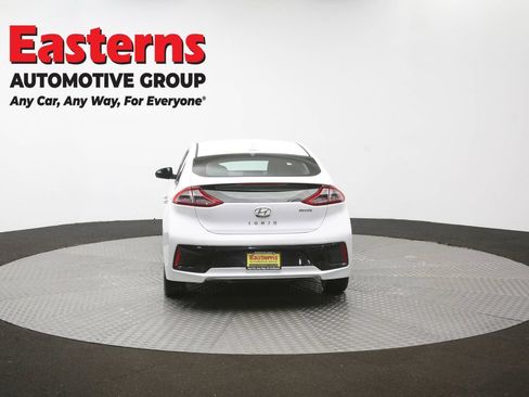 Used 2019 Hyundai Ioniq Electric FWD image 37