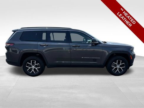 Used 2024 Jeep Grand Cherokee L Limited AWD/4WD image 8