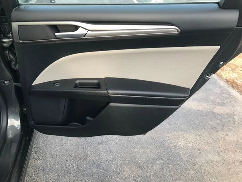 Used 2017 Ford Fusion S image 49