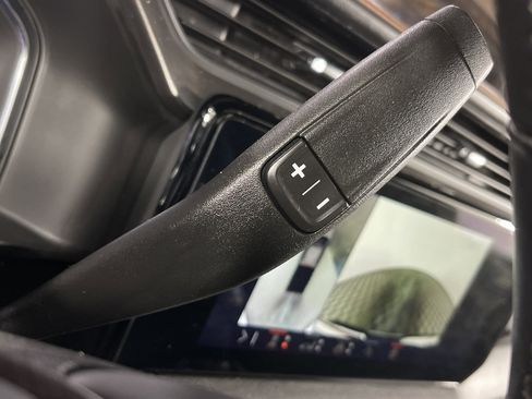 Used 2025 GMC Sierra 2500 AT4 w/ AT4 Premium Plus Package image 27