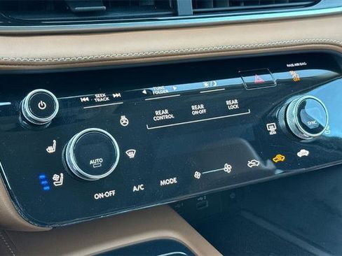 Certified 2023 INFINITI QX60 Sensory w/ Cargo Package image 19