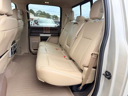 Used 2018 Ford F150 Lariat image 17