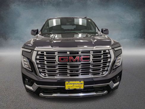 Used 2026 GMC Yukon XL Denali AWD/4WD image 2