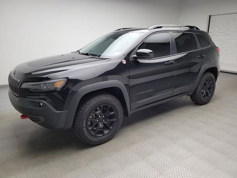 Used 2022 Jeep Cherokee Trailhawk w/ Trailer Tow Group AWD/4WD image 2