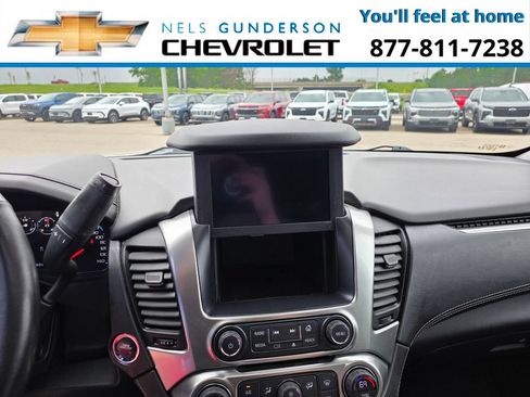 Used 2017 Chevrolet Tahoe LT AWD/4WD image 32