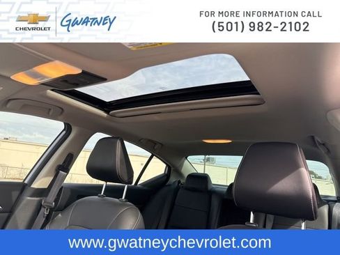 Used 2024 Nissan Altima 2.5 SR w/ SR Premium Package image 31