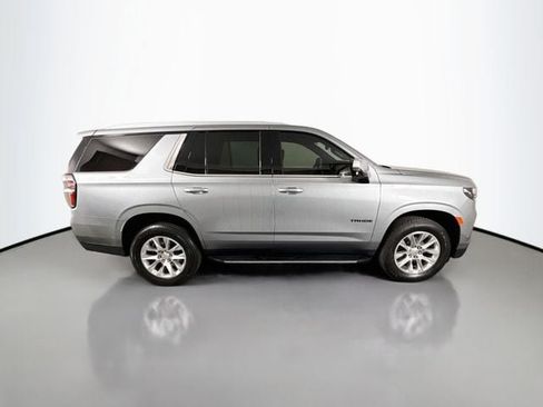 Used 2024 Chevrolet Tahoe Premier w/ Premium Package AWD/4WD image 9
