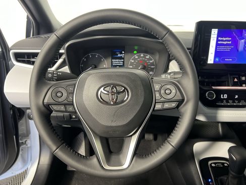 Used 2024 Toyota Corolla SE FWD image 17