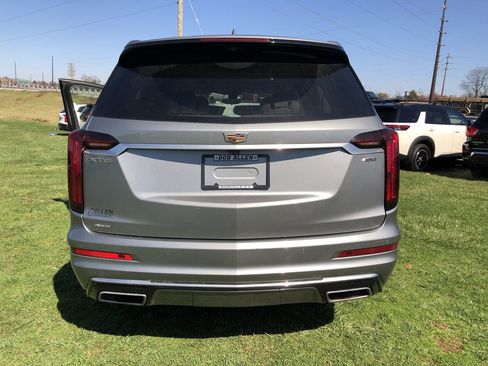 Used 2023 Cadillac XT6 Premium Luxury w/ Technology Package image 11