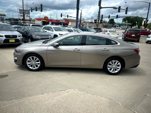Used 2022 Chevrolet Malibu LT image 6
