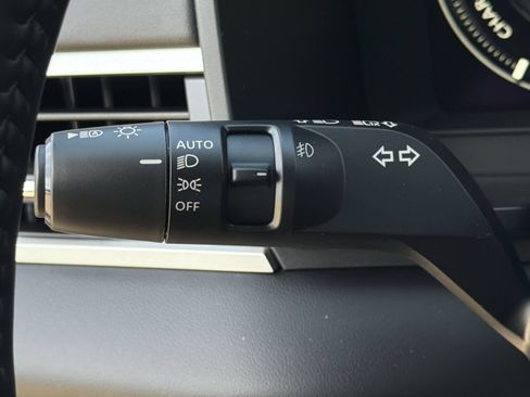 New 2026 Nissan Rogue Platinum AWD/4WD image 13