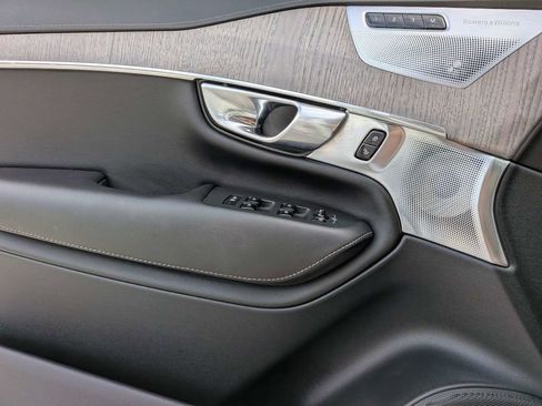 Used 2022 Volvo XC90 T8 Inscription w/ Advanced Package image 27