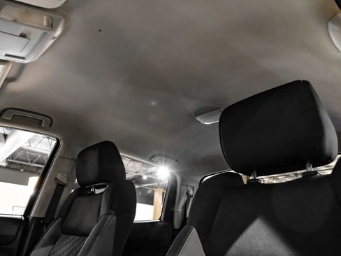 Used 2019 Toyota Tundra SR5 w/ SR5 Upgrade Package AWD/4WD image 39