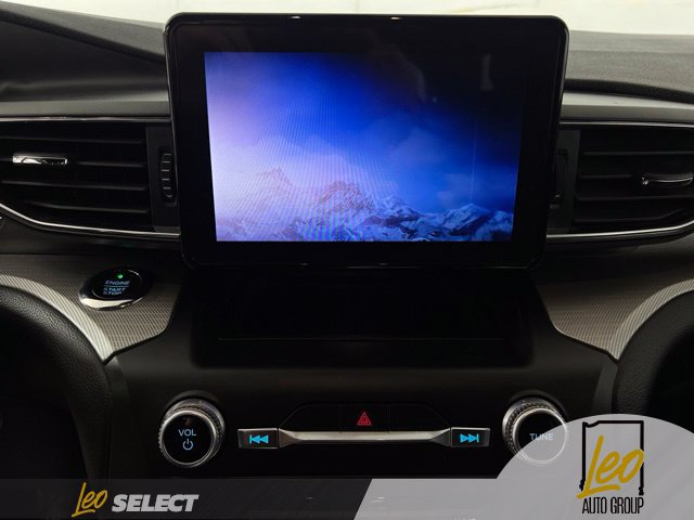 Used 2020 Ford Explorer XLT w/ Equipment Group 202A AWD/4WD image 11