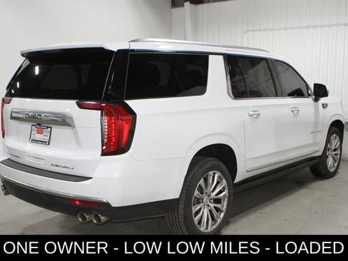 Used 2022 GMC Yukon XL Denali AWD/4WD image 36