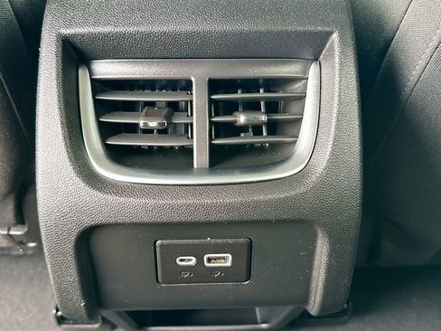 Used 2022 Chevrolet Blazer LT image 24